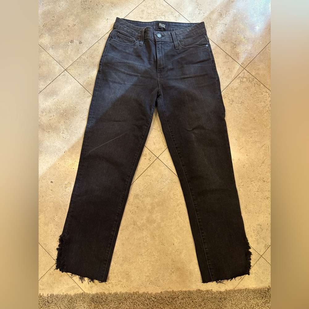 Black cropped split distressed hem Paige jeans size 26